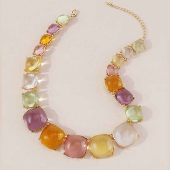 New Zara Multicolor Resin Cube Necklace - Picture 11 of 16